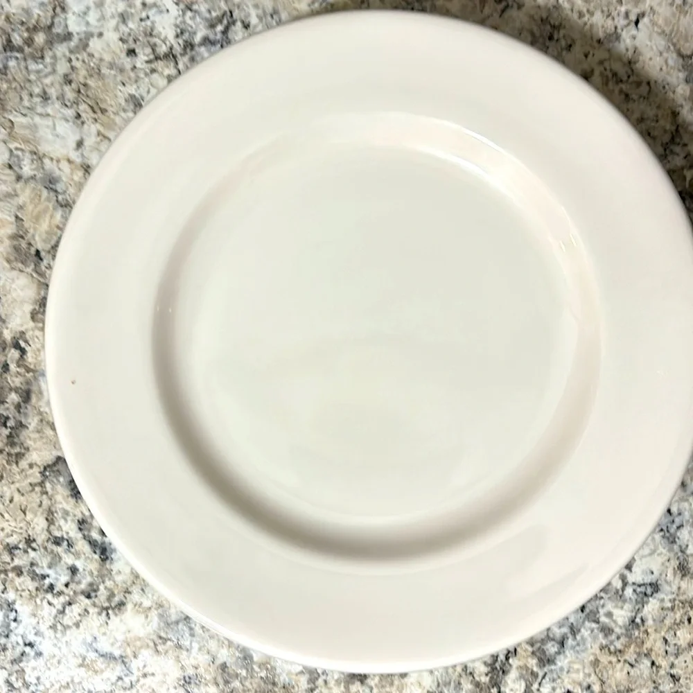 Vintage Syracuse China plates ( 4 )